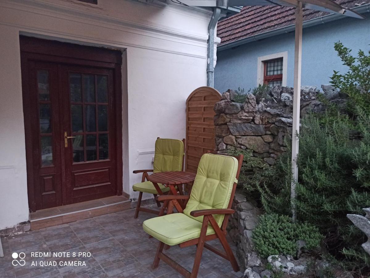Apartmani Lina Ribarska Banja Esterno foto