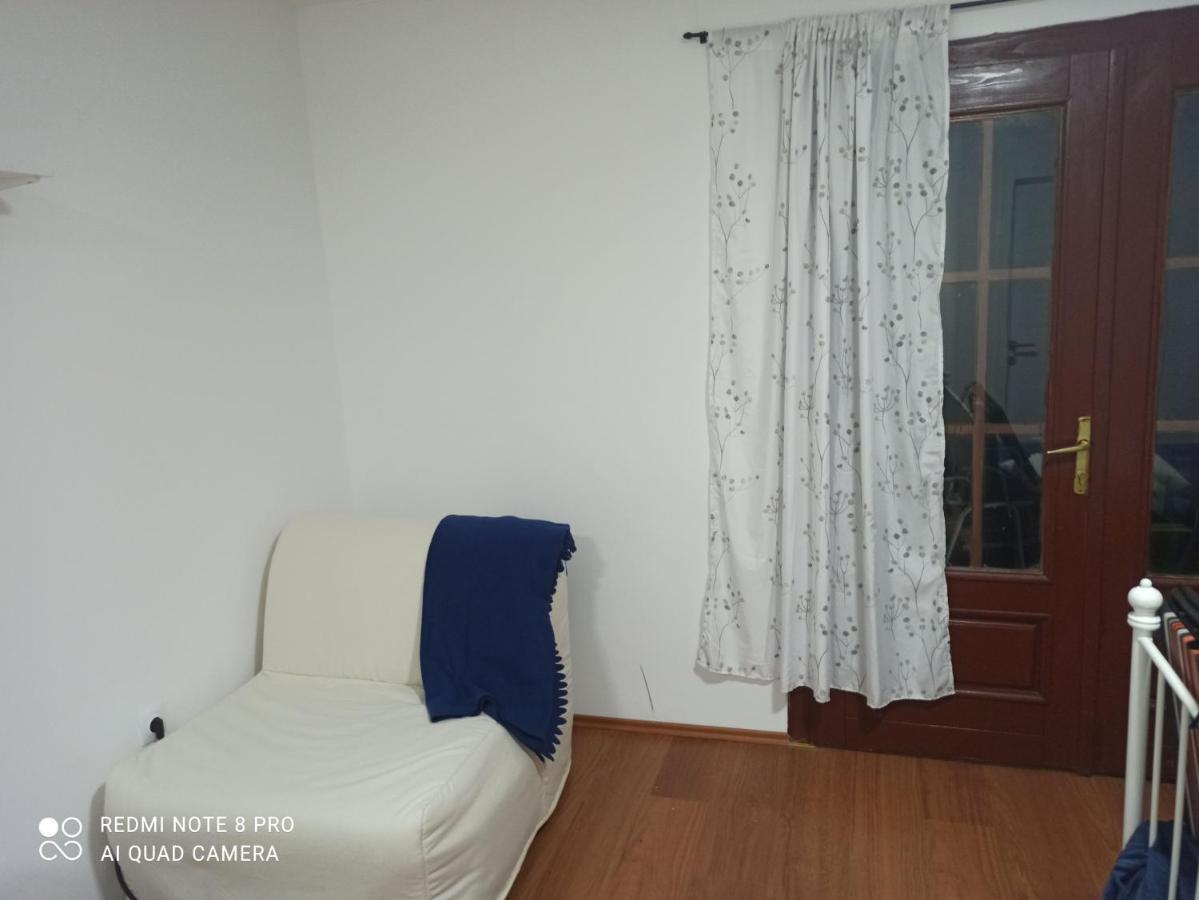 Apartmani Lina Ribarska Banja Esterno foto