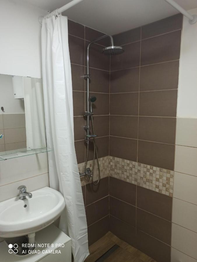 Apartmani Lina Ribarska Banja Esterno foto