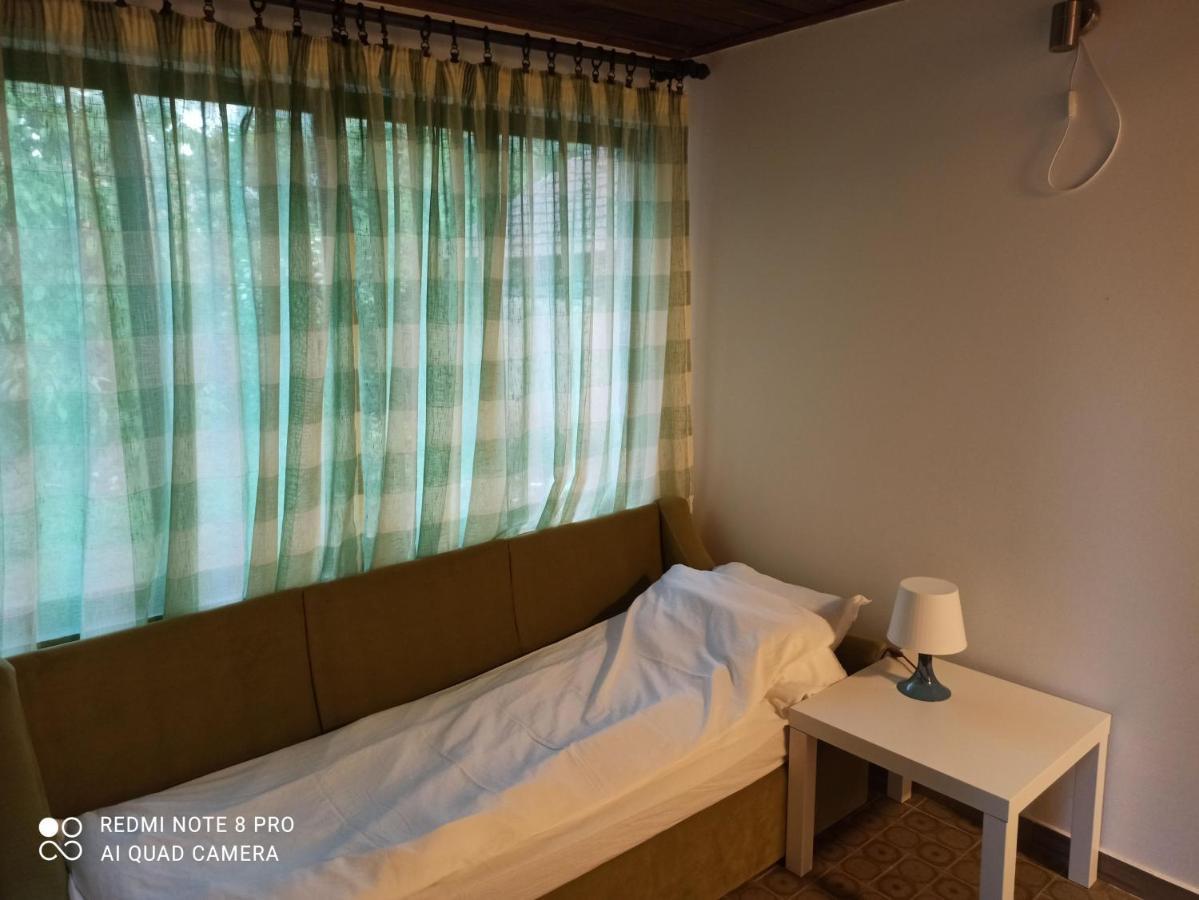 Apartmani Lina Ribarska Banja Esterno foto